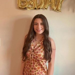 Meet your Posher, Natalie